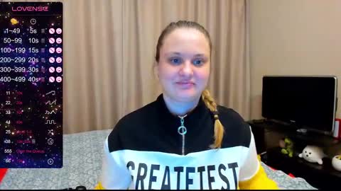 Snapshot of alanabrox chatting on December 10, 2024, 4:56 am Julia online show from December 10, 2024, 4:56 am