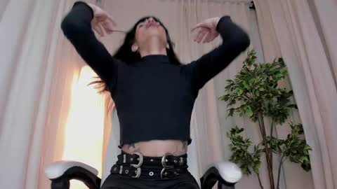 Snapshot of alanakimura_ chatting on February 24, 2025, 12:48 pm Alana silvana online show from February 24, 2025, 12:48 pm