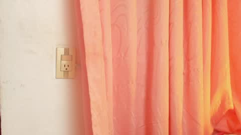 ALANA Please follow me  online show from April 25, 2026, 10:29 pm
