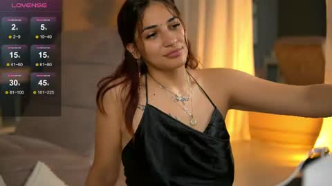 Snapshot of alanareign chatting on June 29, 2026, 8:53 am AlanaReign online show from June 29, 2026, 8:53 am
