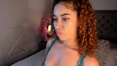 Snapshot of alanaxbrown chatting on June 7, 2026, 12:09 pm Tell me Alana online show from June 7, 2026, 12:09 pm