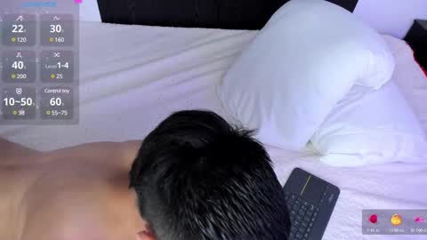 alanblack1 online show from February 7, 2025, 2:26 pm