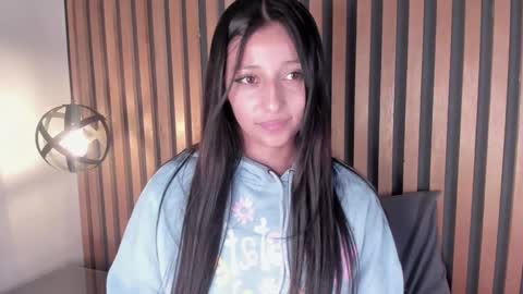 alanha online show from January 15, 2025, 7:37 am