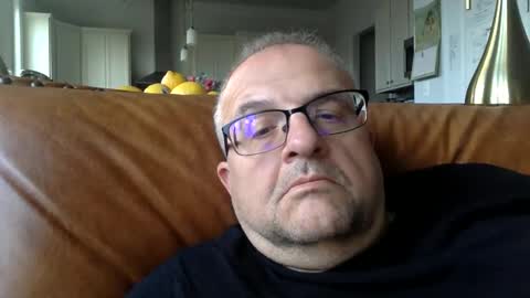 Snapshot of alankrieski1174 chatting on November 28, 2025, 1:03 pm alankrieski1174 online show from November 28, 2025, 1:03 pm