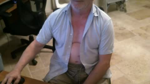 Snapshot of alanlee10allen chatting on June 27, 2026, 4:12 pm Alanlee10allen online show from June 27, 2026, 4:12 pm