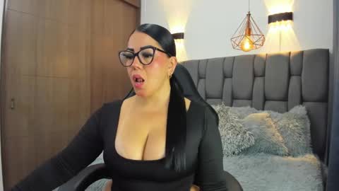 Alana online show from May 13, 2026, 1:58 am