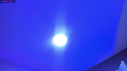 Alanna  online show from November 30, 2025, 6:01 pm