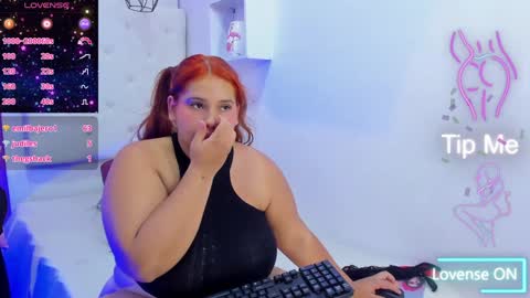 Snapshot of alanna_hot3 chatting on January 21, 2025, 10:41 pm Ana online show from January 21, 2025, 10:41 pm