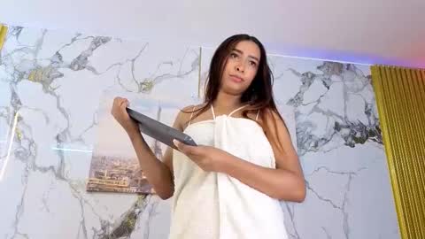 Snapshot of alanna_jones23_aws chatting on September 12, 2025, 11:10 am alanna_jones23_aws online show from September 12, 2025, 11:10 am