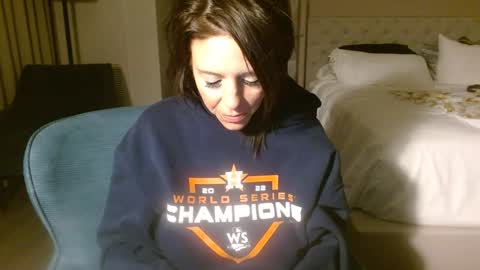 Alanna Rack online show from March 12, 2025, 12:42 am