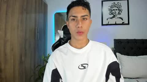 Snapshot of alannaughty_ chatting on May 5, 2026, 11:24 pm alannaughty_ online show from May 5, 2026, 11:24 pm