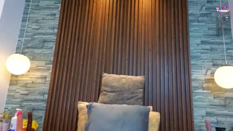 alannavidal online show from February 10, 2026, 1:53 am