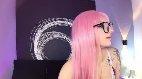 Snapshot of alannaviera chatting on June 8, 2026, 11:54 am Alanna online show from June 8, 2026, 11:54 am