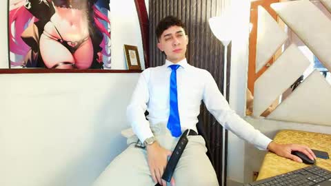 Snapshot of alantaylorr_ chatting on May 30, 2026, 10:29 pm alantaylorr_ online show from May 30, 2026, 10:29 pm