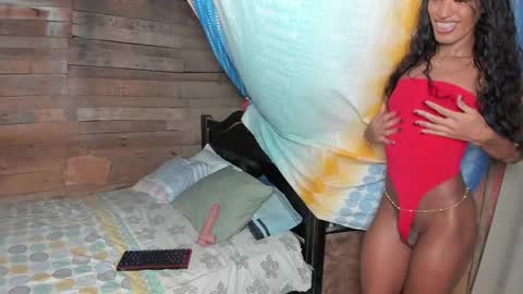 Snapshot of alariprincess chatting on June 4, 2026, 3:51 pm alariprincess online show from June 4, 2026, 3:51 pm