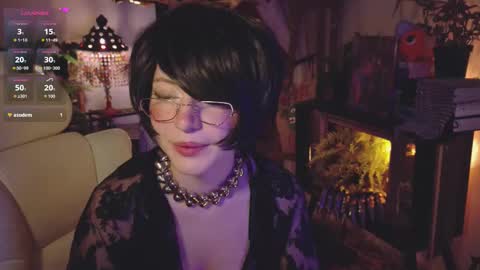 Snapshot of alaskagrace chatting on September 10, 2025, 4:34 am Alaska Grace online show from September 10, 2025, 4:34 am