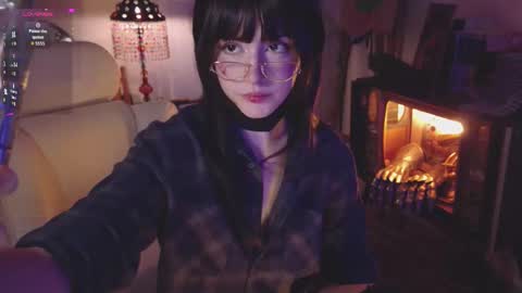 Snapshot of alaskagrace chatting on September 27, 2025, 1:32 am Alaska Grace online show from September 27, 2025, 1:32 am