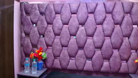 AlaSmith  online show from April 21, 2026, 1:42 am