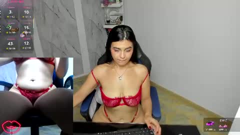Snapshot of alayasmile chatting on June 25, 2026, 11:09 pm Alaya online show from June 25, 2026, 11:09 pm