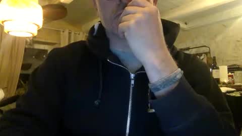 Snapshot of albandant chatting on March 24, 2026, 8:47 pm albandant online show from March 24, 2026, 8:47 pm