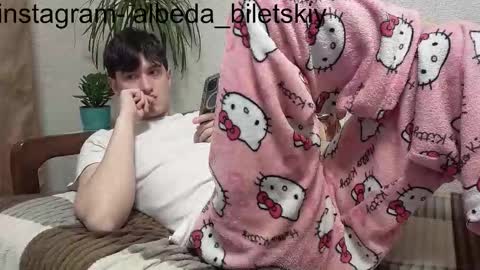 Snapshot of albeda22 chatting on October 4, 2025, 2:37 pm Albedo online show from October 4, 2025, 2:37 pm