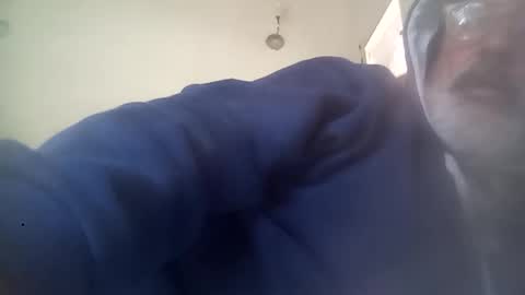 Snapshot of albertoto71 chatting on May 13, 2026, 2:25 pm albertoto71 online show from May 13, 2026, 2:25 pm