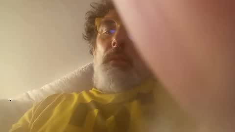 Snapshot of albertoto71 chatting on June 5, 2026, 11:43 pm albertoto71 online show from June 5, 2026, 11:43 pm