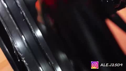 Snapshot of ale_2509 chatting on November 19, 2025, 10:15 am Ale online show from November 19, 2025, 10:15 am