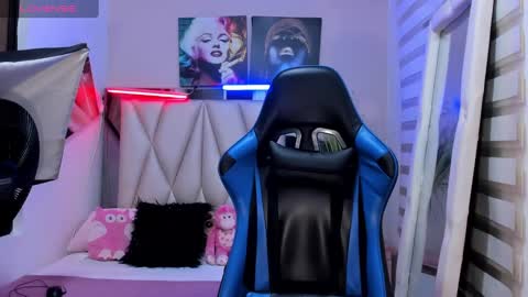 ale_noah_xxx online show from December 15, 2024, 12:51 am