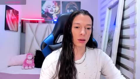 ale_noah_xxx online show from January 7, 2025, 5:01 am