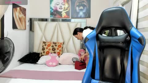 ale_noah_xxx online show from January 27, 2025, 4:52 am