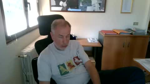 Snapshot of aleandela chatting on May 29, 2026, 3:10 pm aleandela online show from May 29, 2026, 3:10 pm