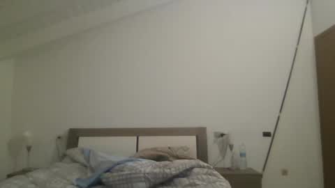 Snapshot of aledewalt chatting on January 1, 2025, 5:33 pm call me on skp alexdewalt online show from January 1, 2025, 5:33 pm