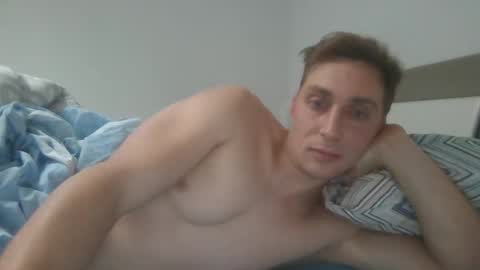 Snapshot of aledewalt chatting on January 4, 2025, 7:45 am call me on skp alexdewalt online show from January 4, 2025, 7:45 am