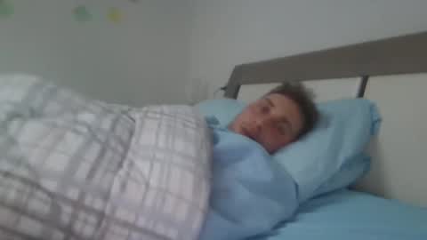 Snapshot of aledewalt chatting on February 23, 2025, 6:39 am call me on skp alexdewalt online show from February 23, 2025, 6:39 am