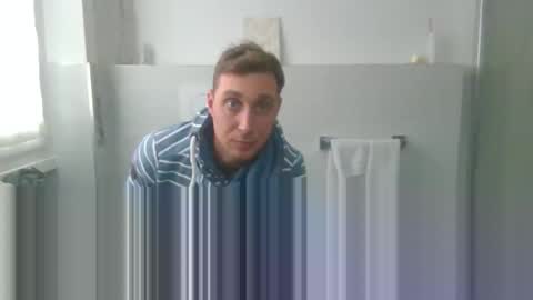 Snapshot of aledewalt chatting on December 17, 2025, 11:38 am call me on skp alexdewalt online show from December 17, 2025, 11:38 am