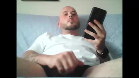 Snapshot of aleeexxxx4u chatting on September 15, 2025, 10:48 am aleeexxxx4u online show from September 15, 2025, 10:48 am