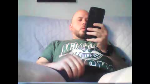 Snapshot of aleeexxxx4u chatting on September 25, 2025, 8:18 am aleeexxxx4u online show from September 25, 2025, 8:18 am