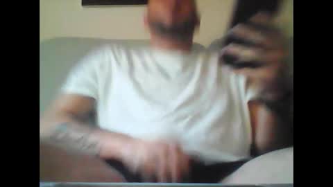 Snapshot of aleeexxxx4u chatting on October 21, 2025, 7:53 am aleeexxxx4u online show from October 21, 2025, 7:53 am