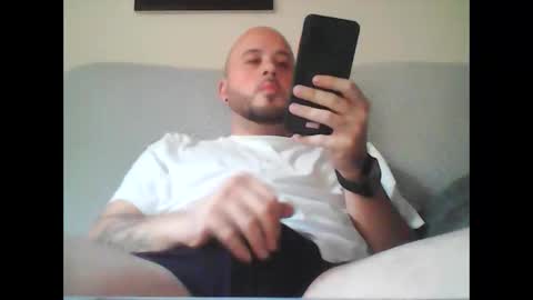 Snapshot of aleeexxxx4u chatting on October 22, 2025, 7:30 am aleeexxxx4u online show from October 22, 2025, 7:30 am