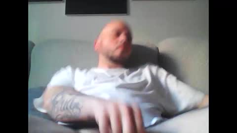 Snapshot of aleeexxxx4u chatting on May 18, 2026, 7:58 am aleeexxxx4u online show from May 18, 2026, 7:58 am