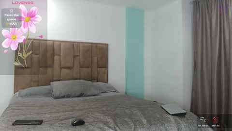 Snapshot of aleejhandra chatting on October 19, 2025, 11:27 pm alejandra online show from October 19, 2025, 11:27 pm