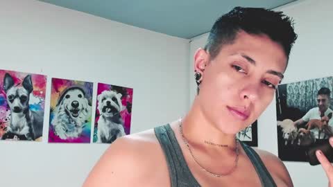 Snapshot of aleja1214 chatting on February 3, 2025, 8:35 pm Alejandra online show from February 3, 2025, 8:35 pm