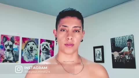 Snapshot of aleja1214 chatting on February 20, 2025, 9:53 pm Alejandra online show from February 20, 2025, 9:53 pm