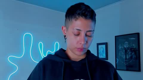 Snapshot of aleja1214 chatting on October 9, 2025, 6:11 am Alejandra online show from October 9, 2025, 6:11 am