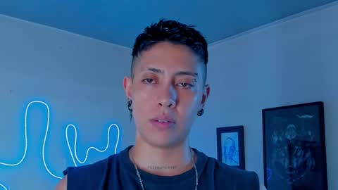 Snapshot of aleja1214 chatting on October 19, 2025, 5:52 am Alejandra online show from October 19, 2025, 5:52 am