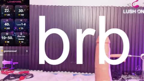 aleja__slav3 online show from February 4, 2025, 8:56 am