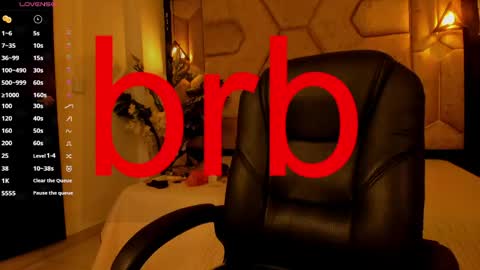 aleja__slav3 online show from April 30, 2026, 9:08 pm