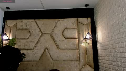 aleja__slav3 online show from May 7, 2026, 8:36 pm
