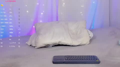 Snapshot of aleja_rossi chatting on July 23, 2026, 12:03 pm Aleja online show from July 23, 2026, 12:03 pm